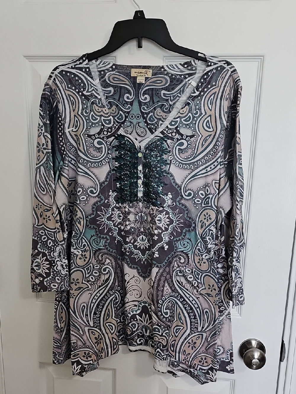 ONE WORLD Paisley V-Neck Tunic in Teal and Gray